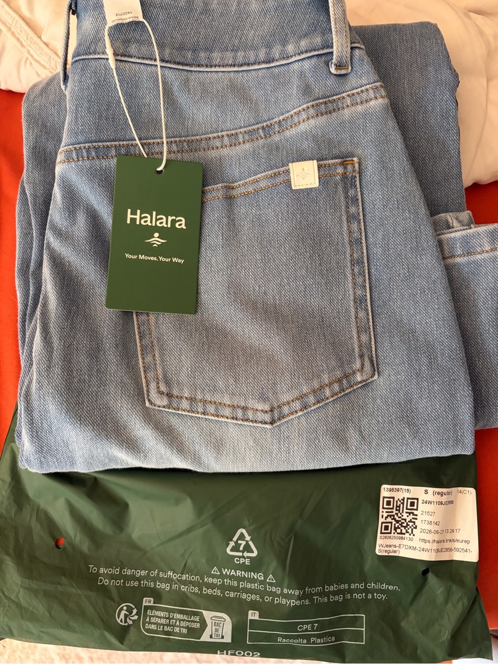 HALARA Women's Light Blue Relaxed Wide-Leg Jeans - Picture 4 of 4